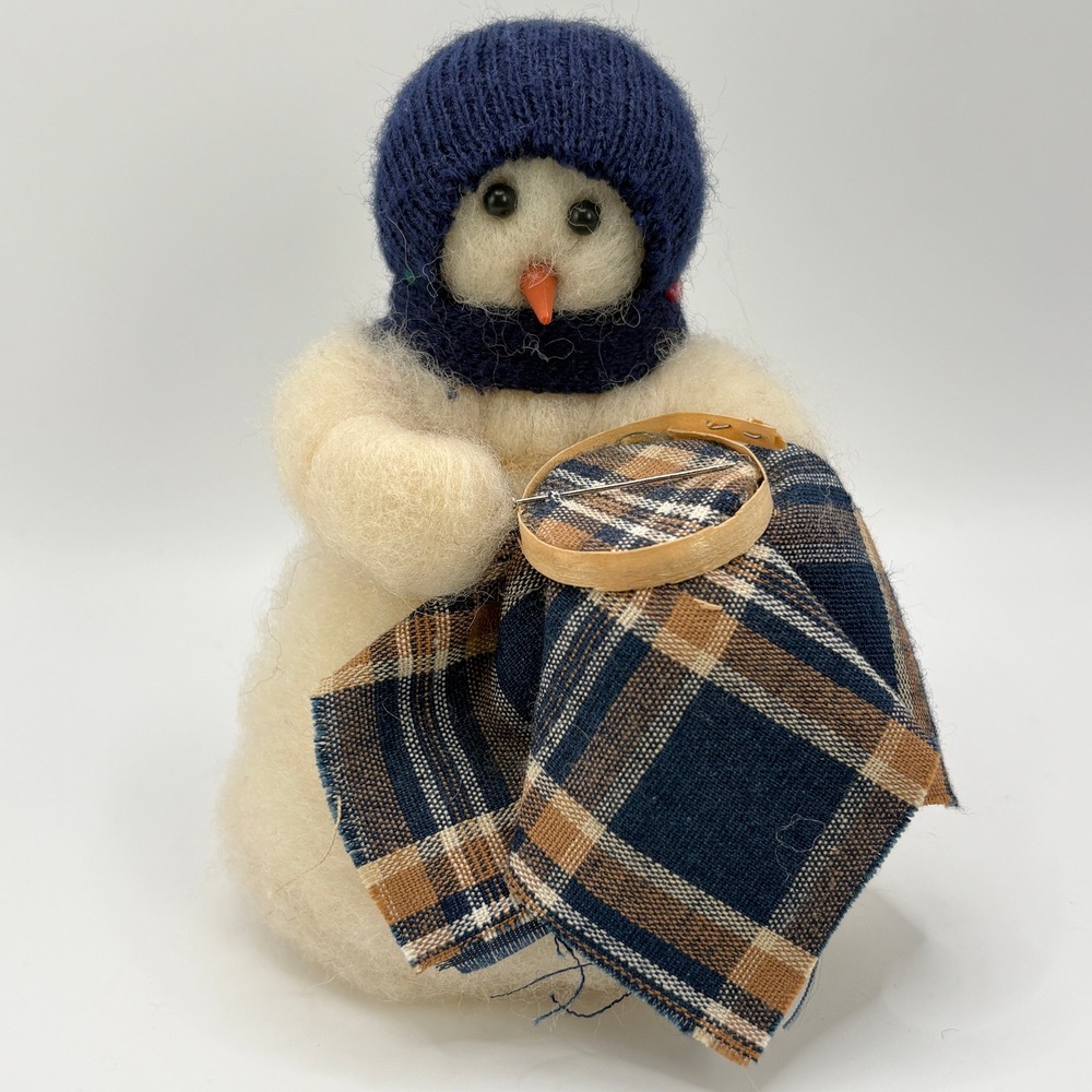 The Original Wooly Snowman Grandma Embroidery Hoop Holiday Figure Navy Blue 5"